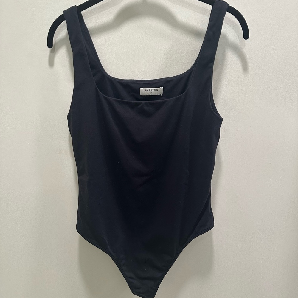 Aritzia Babaton Contour Black scoop neck Bodysuit. thick quality material.